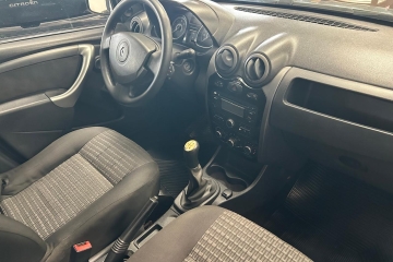 SANDERO